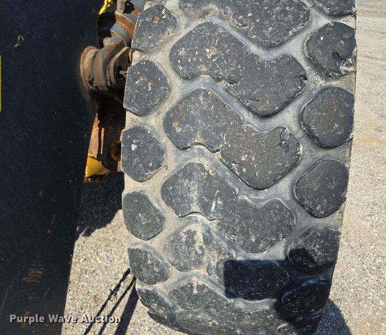 image for item DS4224 2009 John Deere  544K wheel loader