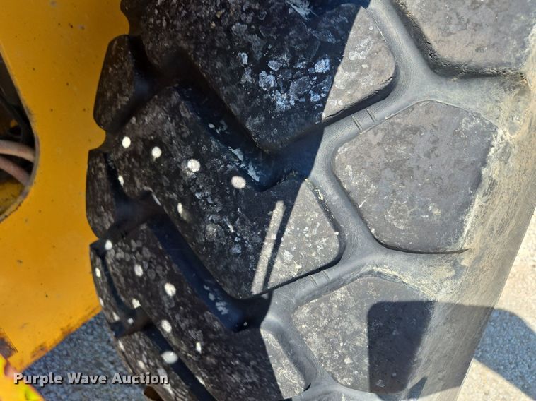 image for item DS4224 2009 John Deere  544K wheel loader