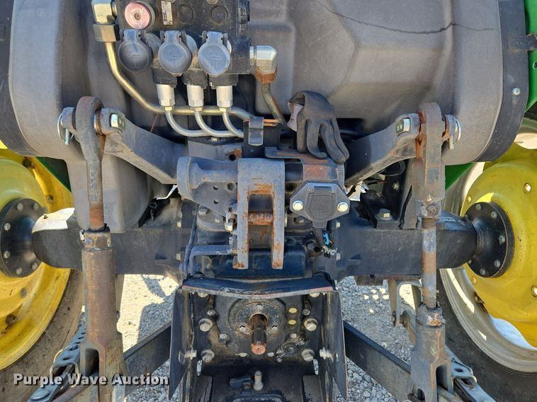 image for item DS4225 2006 John Deere 5325 tractor