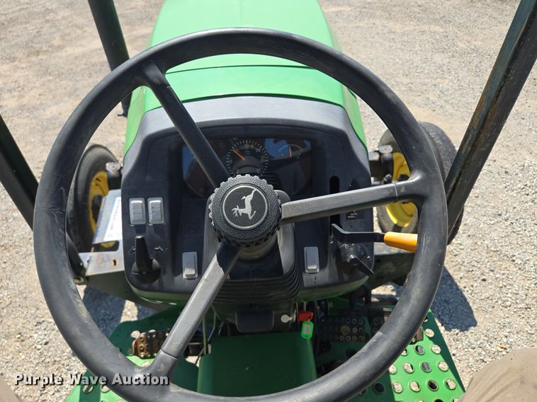 image for item DS4225 2006 John Deere 5325 tractor