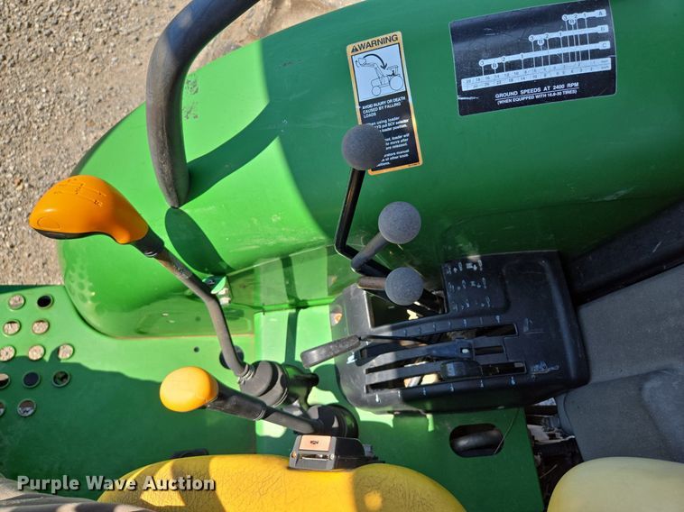 image for item DS4225 2006 John Deere 5325 tractor