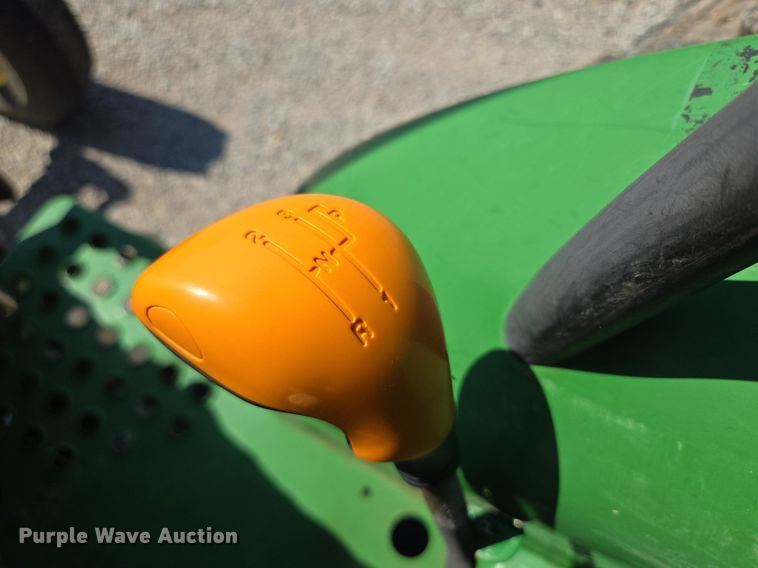 image for item DS4225 2006 John Deere 5325 tractor