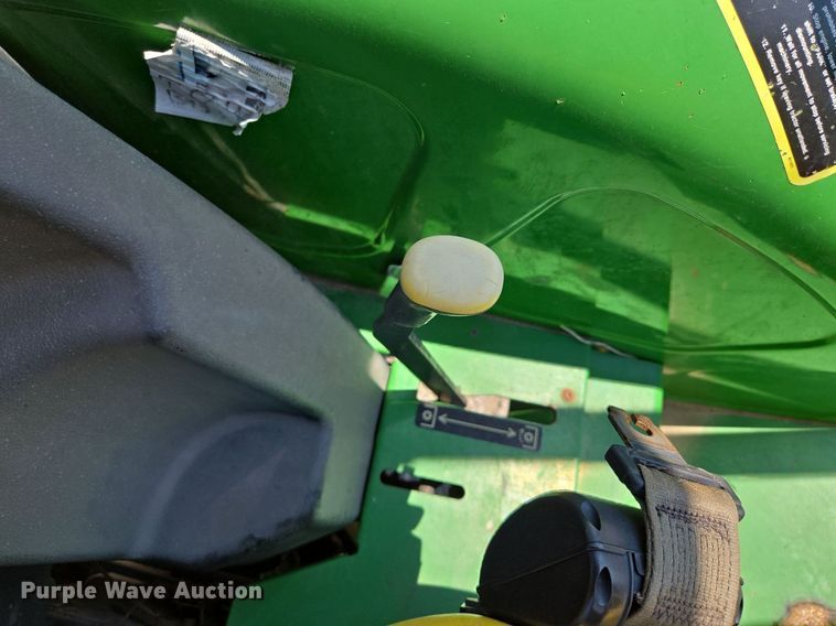 image for item DS4225 2006 John Deere 5325 tractor