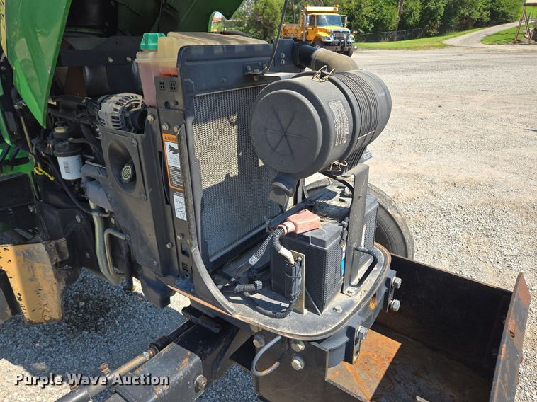 image for item DS4225 2006 John Deere 5325 tractor