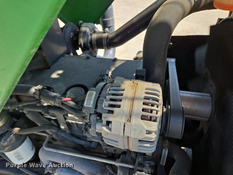 image for item DS4225 2006 John Deere 5325 tractor