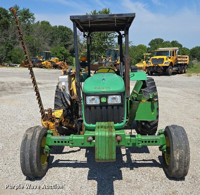 image for item DS4226 2009 John Deere 5055D tractor
