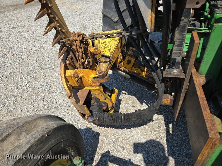 image for item DS4226 2009 John Deere 5055D tractor