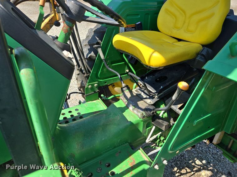 image for item DS4226 2009 John Deere 5055D tractor
