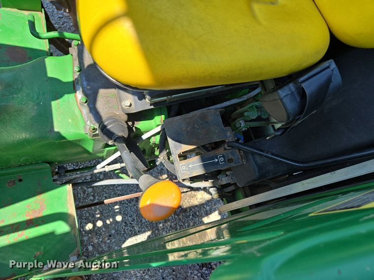 image for item DS4226 2009 John Deere 5055D tractor