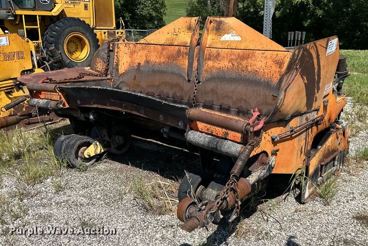 image for item DS4227 Gilcrest Pro Paver  2413701 paver