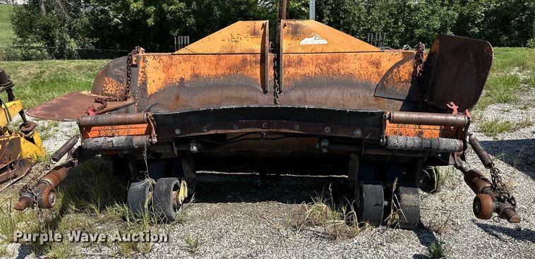 image for item DS4227 Gilcrest Pro Paver  2413701 paver