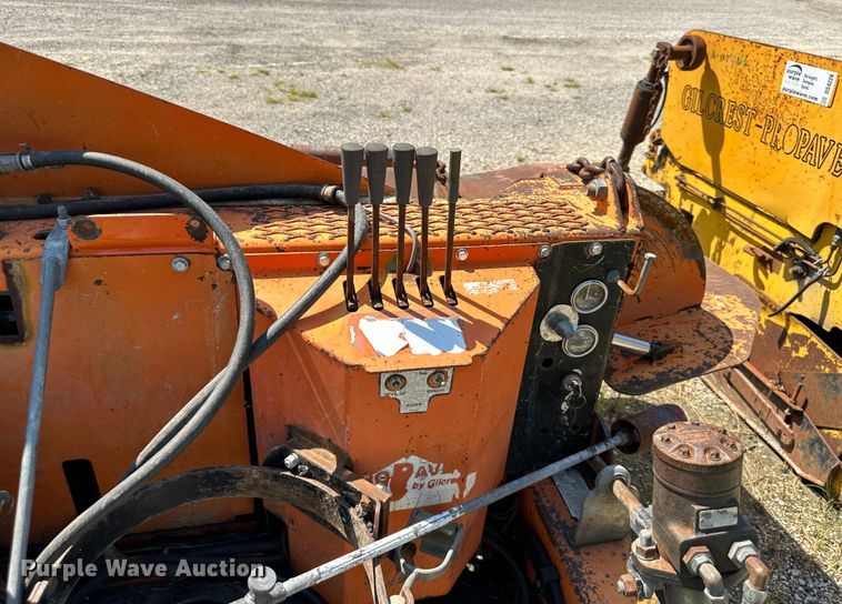 image for item DS4227 Gilcrest Pro Paver  2413701 paver