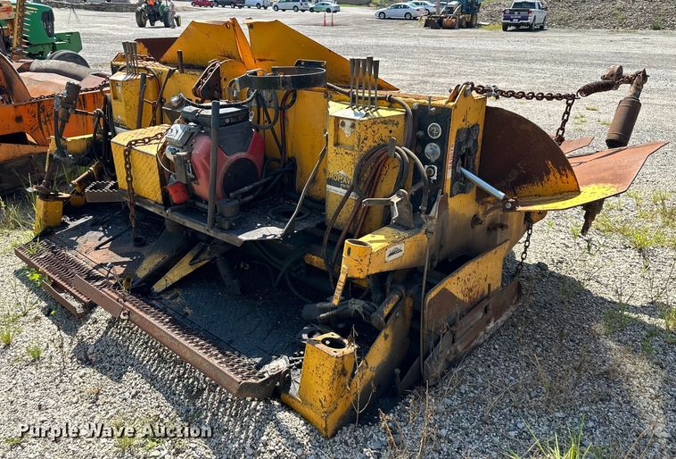 image for item DS4228 Gilcrest Pro Paver 313 paver