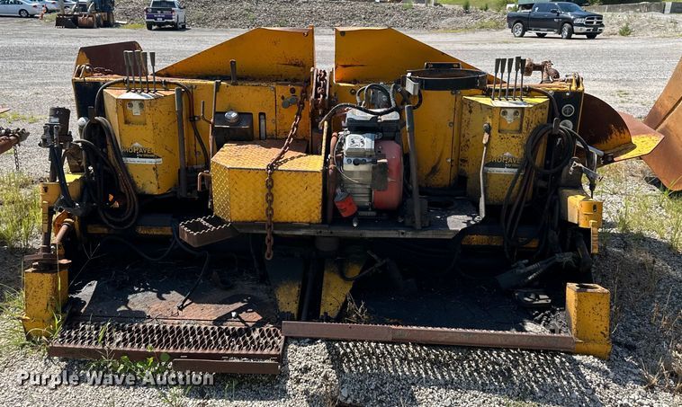 image for item DS4228 Gilcrest Pro Paver 313 paver