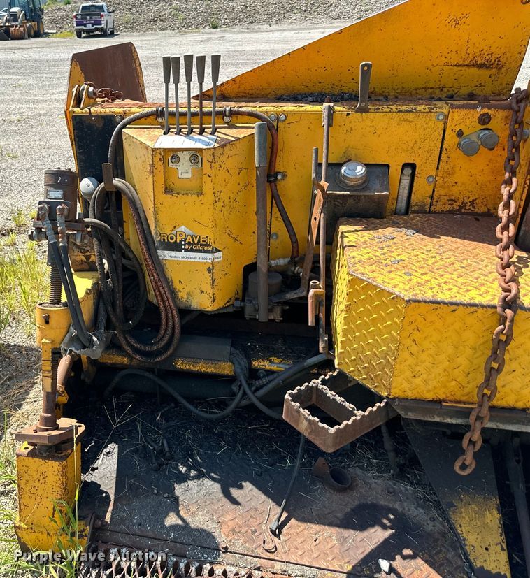 image for item DS4228 Gilcrest Pro Paver 313 paver