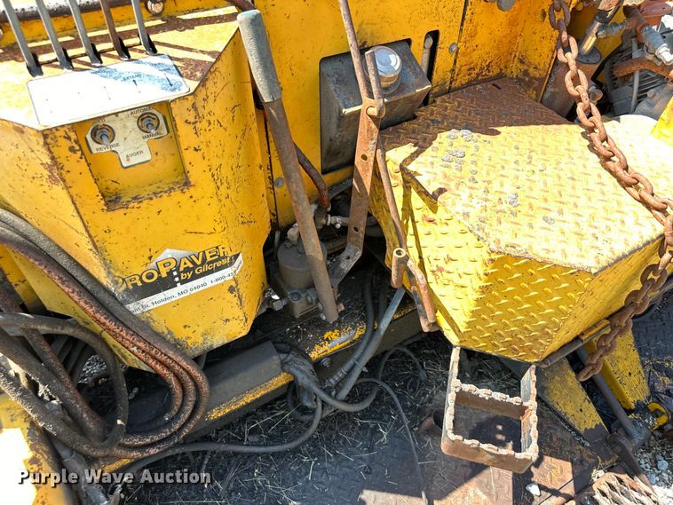 image for item DS4228 Gilcrest Pro Paver 313 paver