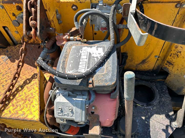 image for item DS4228 Gilcrest Pro Paver 313 paver