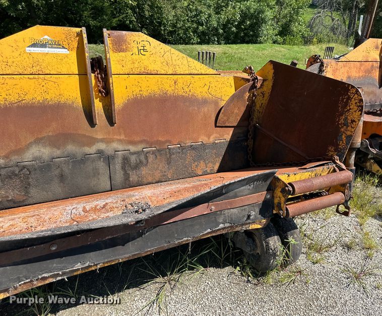 image for item DS4228 Gilcrest Pro Paver 313 paver