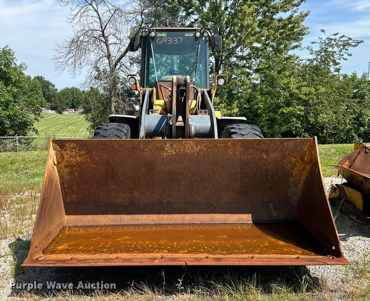 image for item DS4229 2007 John Deere 544J wheel loader