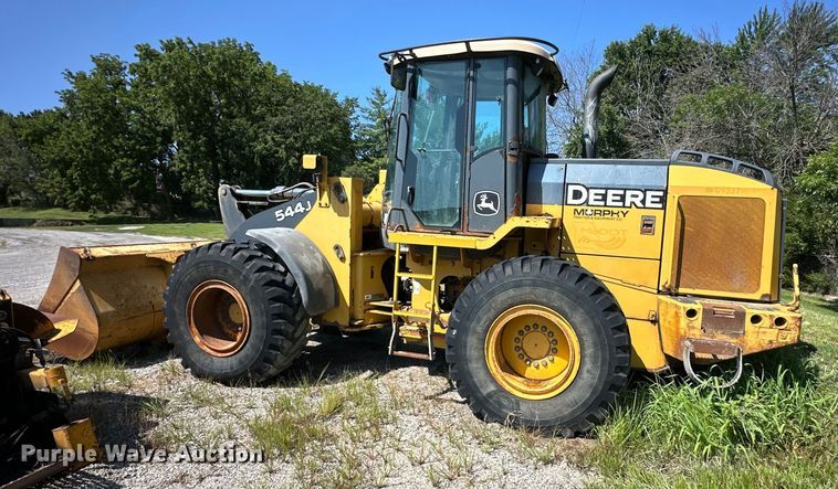 image for item DS4229 2007 John Deere 544J wheel loader