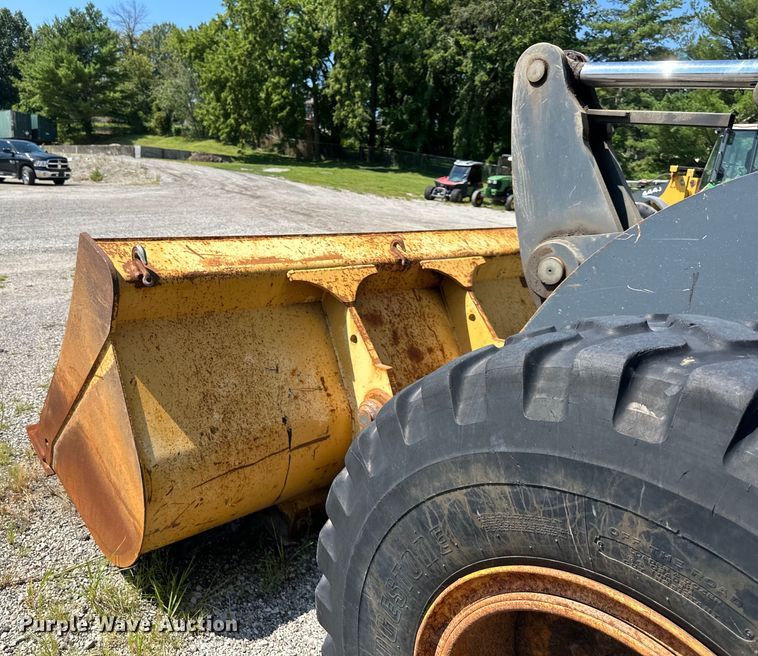 image for item DS4229 2007 John Deere 544J wheel loader