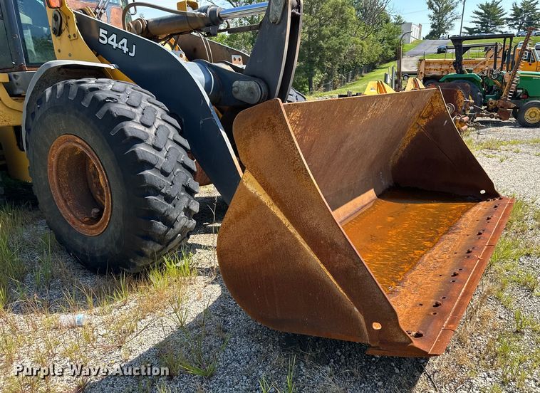 image for item DS4229 2007 John Deere 544J wheel loader