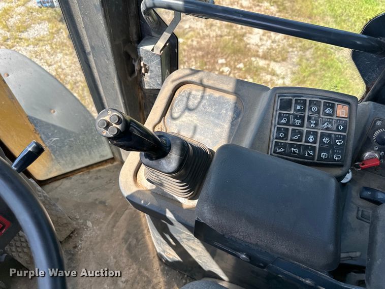 image for item DS4229 2007 John Deere 544J wheel loader