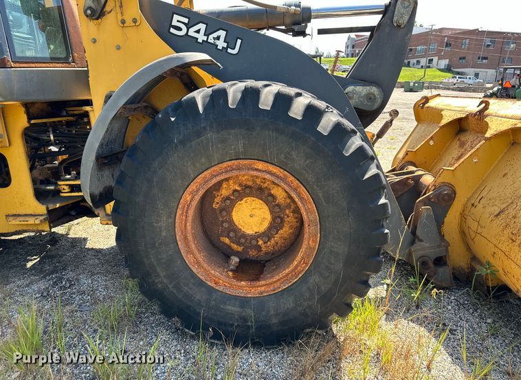 image for item DS4229 2007 John Deere 544J wheel loader