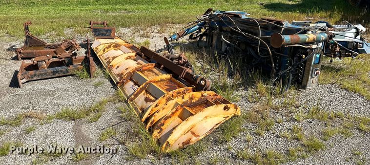 image for item DS4230 Knuckle boom crane 