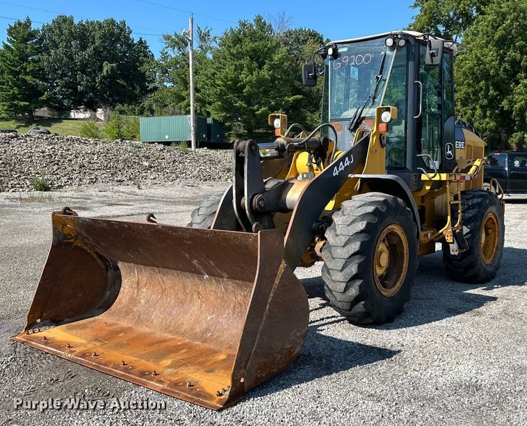 image for item DS4232 2006 John Deere  444J wheel loader