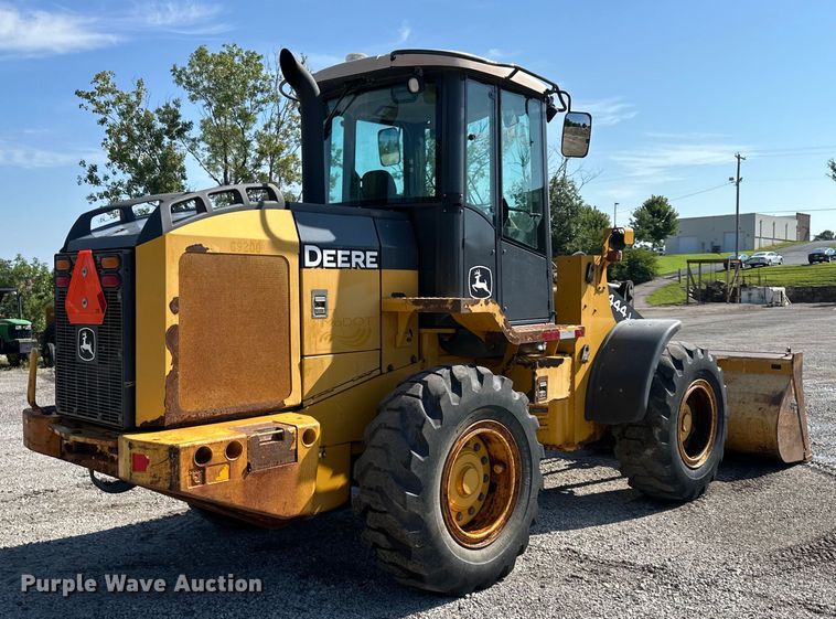 image for item DS4232 2006 John Deere  444J wheel loader