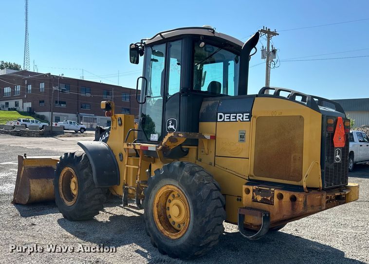 image for item DS4232 2006 John Deere  444J wheel loader