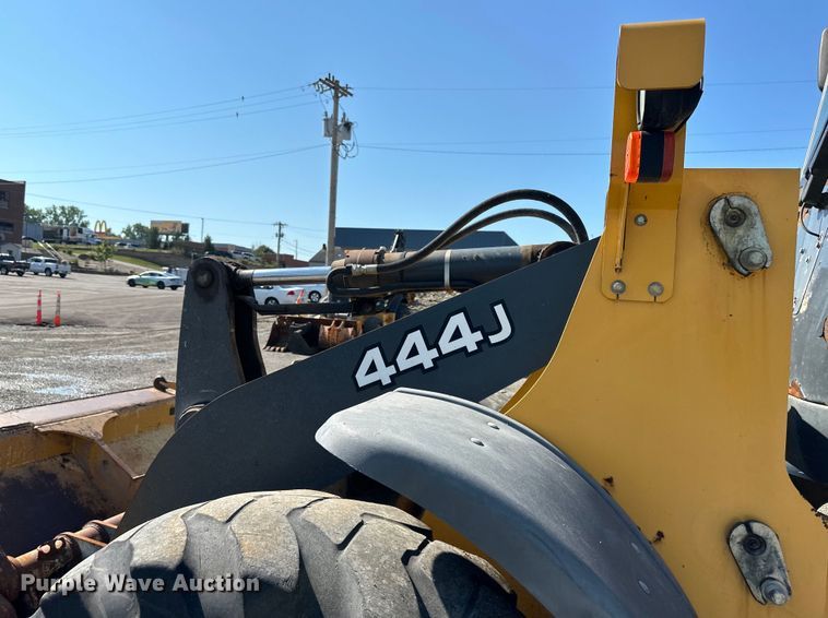 image for item DS4232 2006 John Deere  444J wheel loader