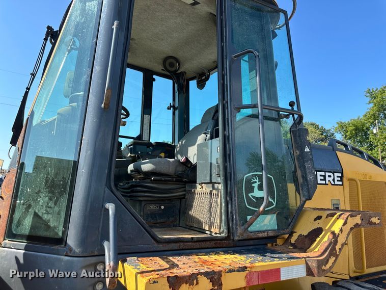 image for item DS4232 2006 John Deere  444J wheel loader