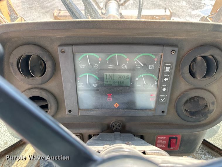 image for item DS4232 2006 John Deere  444J wheel loader