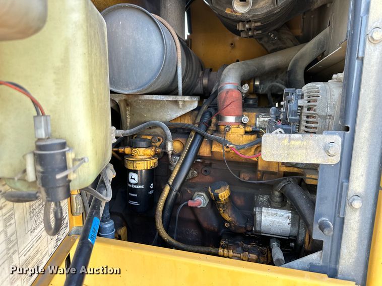 image for item DS4232 2006 John Deere  444J wheel loader