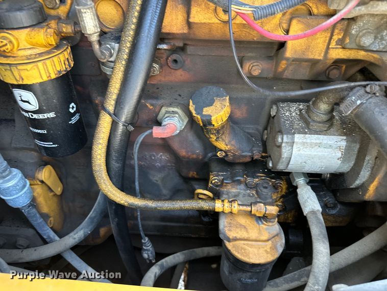 image for item DS4232 2006 John Deere  444J wheel loader