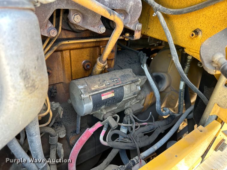 image for item DS4232 2006 John Deere  444J wheel loader