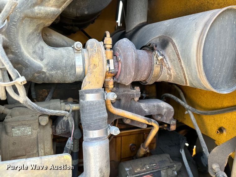 image for item DS4232 2006 John Deere  444J wheel loader