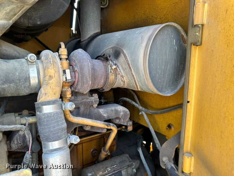 image for item DS4232 2006 John Deere  444J wheel loader