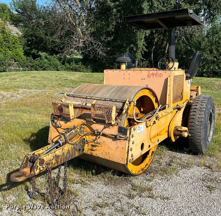 image for item DS4233 Ferguson 46A double drum vibratory roller