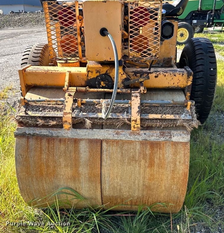 image for item DS4233 Ferguson 46A double drum vibratory roller