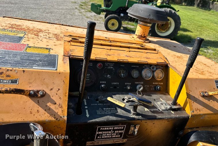 image for item DS4233 Ferguson 46A double drum vibratory roller