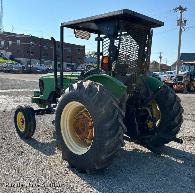 image for item DS4234 2006 John Deere  5425 tractor
