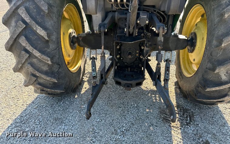 image for item DS4234 2006 John Deere  5425 tractor