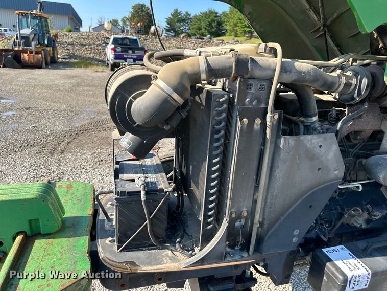 image for item DS4234 2006 John Deere  5425 tractor