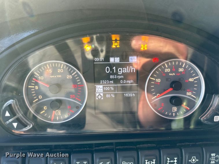 image for item DS4235 Aebi TT211 municipal tractor 