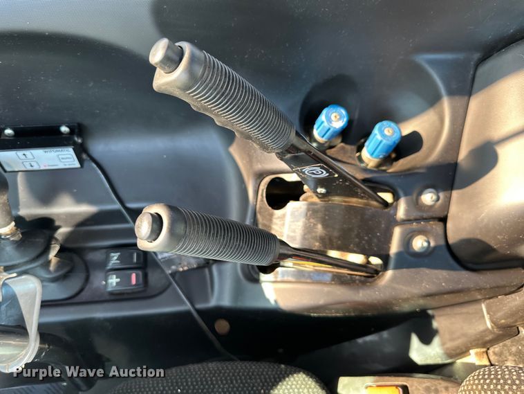 image for item DS4235 Aebi TT211 municipal tractor 