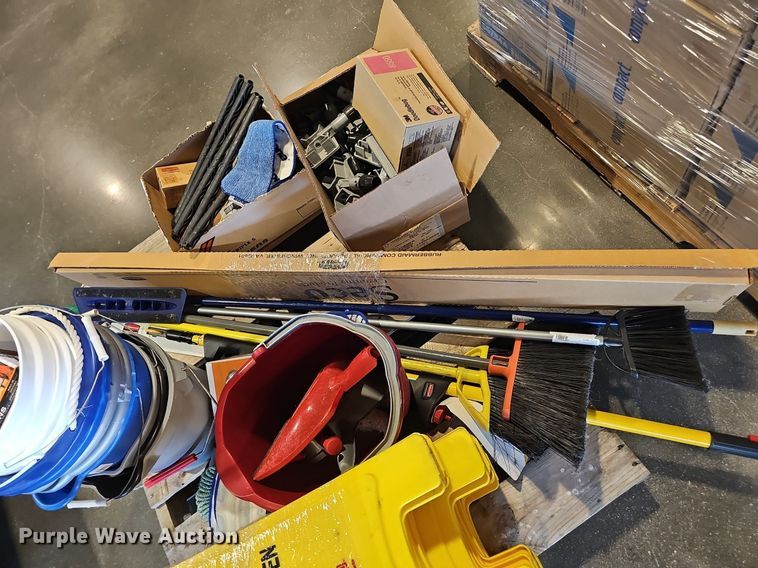 image for item DS4694 Janitorial supplies