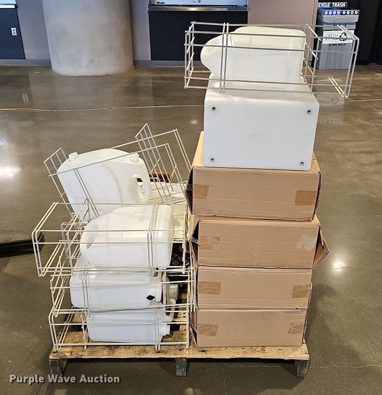 image for item DS4694 Janitorial supplies